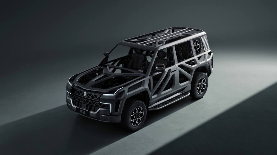 深圳30仰望U8硬派越野的科技魅力，国能汽车对传统燃油车市场的冲击